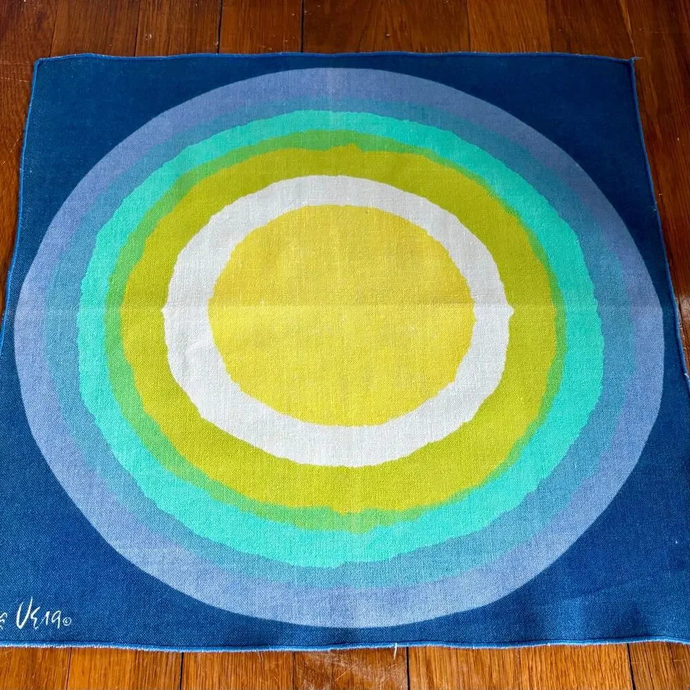 Vintage Vera Neumann Mod Circle Napkin, Signed 1970s Table Linen